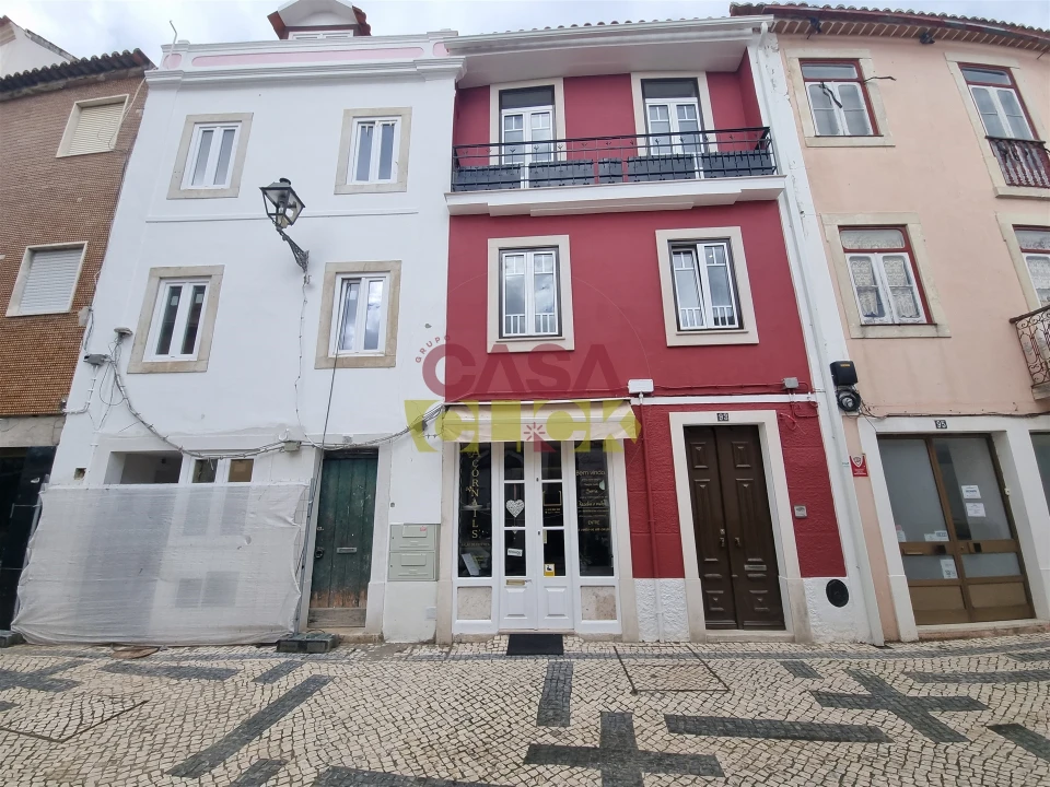 Apartamento T2 para Arrendamento em Torres Novas (Santa Maria, Salvador e Santiago) Foto 70