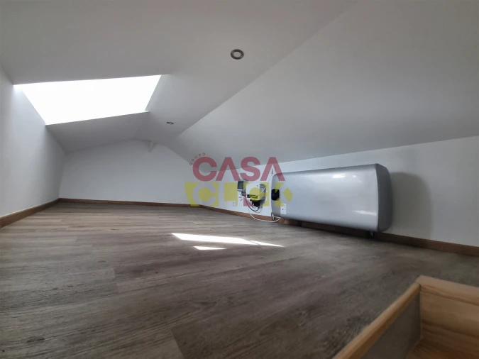 Apartamento T2 para Arrendamento em Torres Novas (Santa Maria, Salvador e Santiago) Foto 85