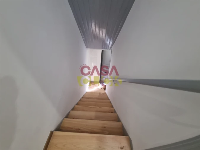 Apartamento T2 para Arrendamento em Torres Novas (Santa Maria, Salvador e Santiago) Foto 82