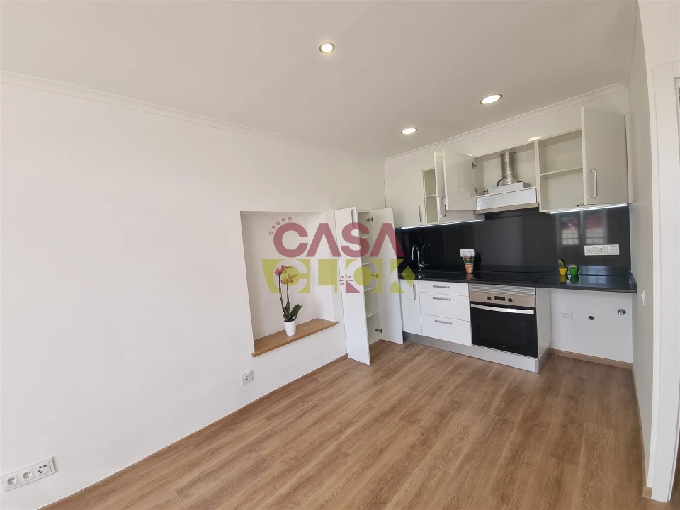 Apartamento T2 para Arrendamento em Torres Novas (Santa Maria, Salvador e Santiago) Foto 67