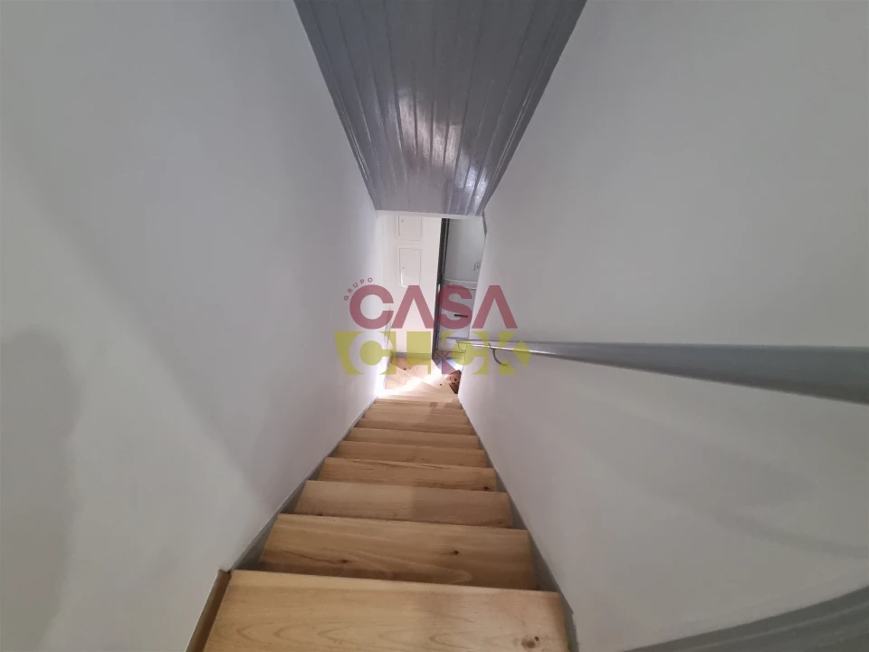 Apartamento T2 para Arrendamento em Torres Novas (Santa Maria, Salvador e Santiago) Foto 53