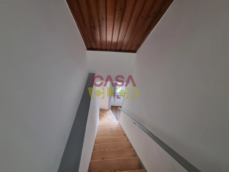 Apartamento T2 para Arrendamento em Torres Novas (Santa Maria, Salvador e Santiago) Foto 80