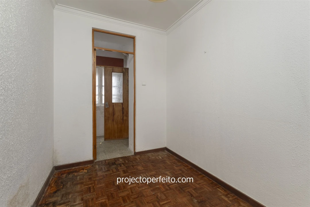 Moradia T5 para Venda em Esmoriz Foto 13