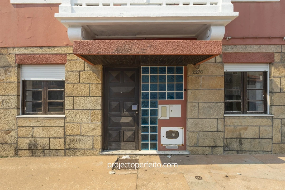 Moradia T5 para Venda em Esmoriz Foto 3