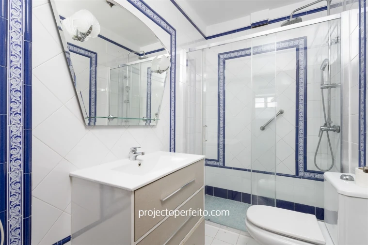 Moradia T5 para Venda em Esmoriz Foto 15