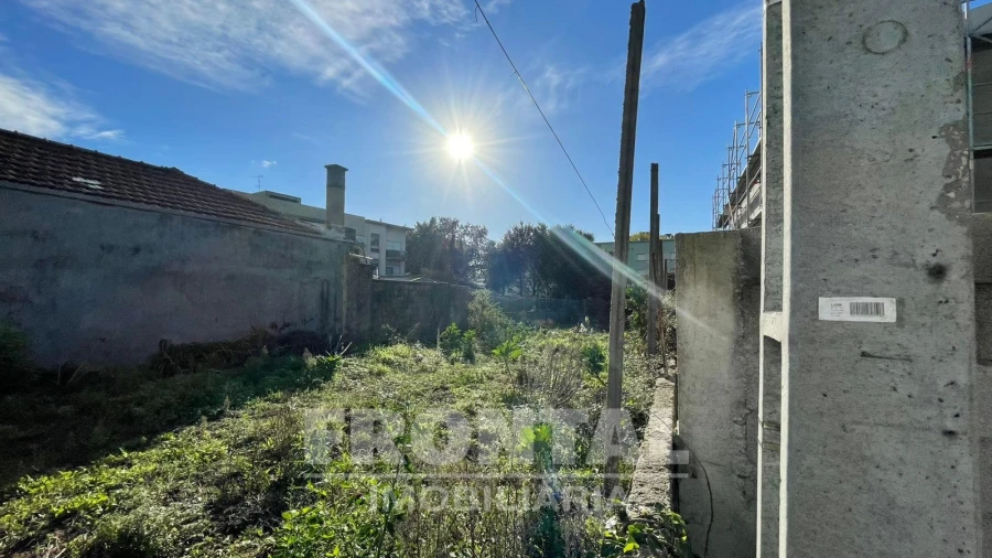 Terreno para Venda em Moreira Foto 10