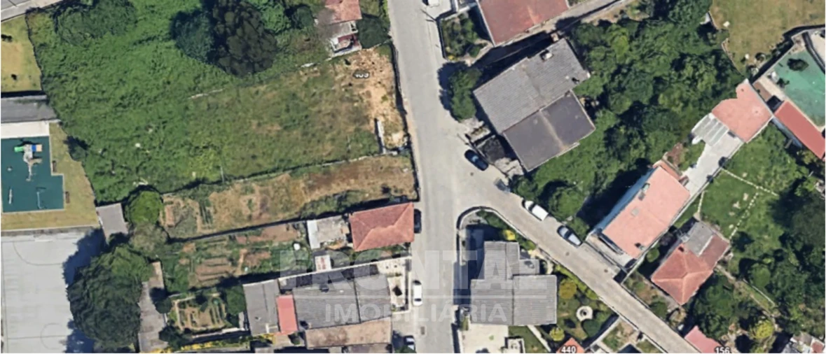 Terreno para Venda em Moreira Foto 3