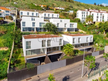 Moradia T3 para Venda em São Martinho
