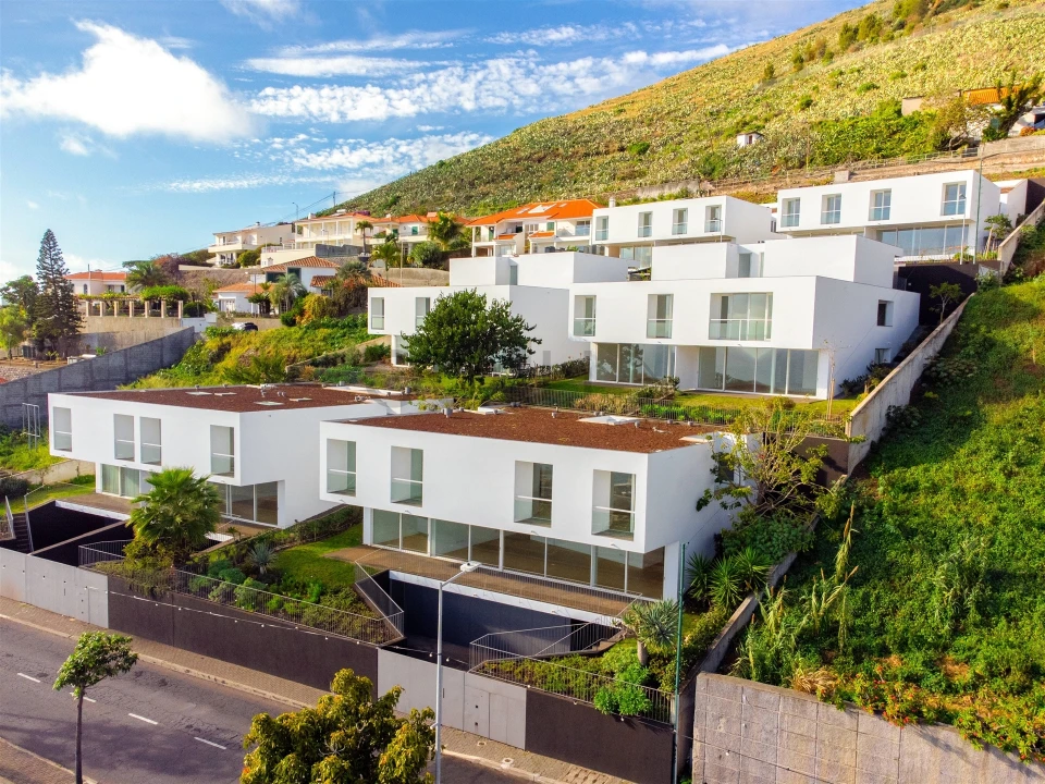 Moradia T3 para Venda em São Martinho Foto 2