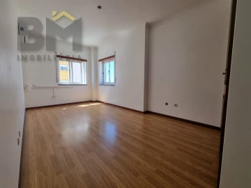 Apartamento T2 para Arrendamento em Castelo Branco