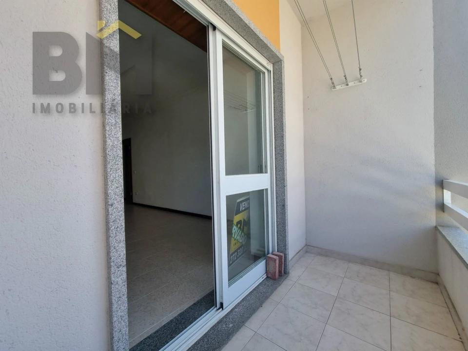 Apartamento T2 para Arrendamento em Castelo Branco Foto 13