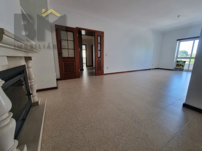 Apartamento T2 para Arrendamento em Castelo Branco Foto 5