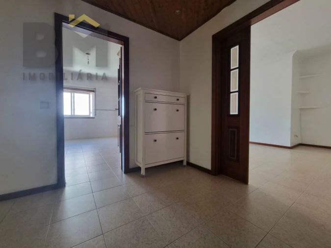 Apartamento T2 para Arrendamento em Castelo Branco Foto 7