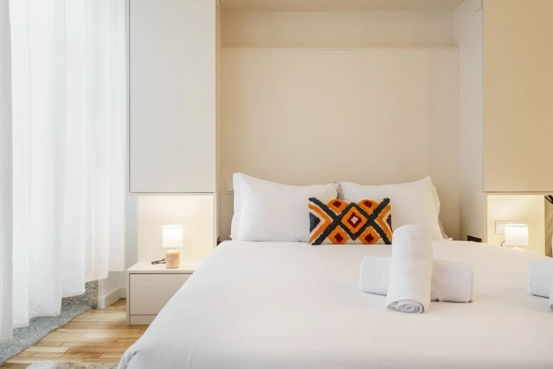 Apartamento T0 para Arrendamento férias em Braga (São José de São Lázaro e São João do Souto) Foto 7