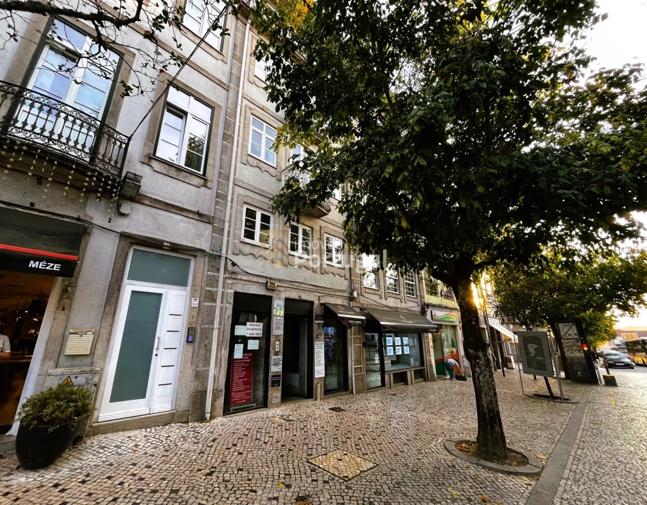 Apartamento T1 para Arrendamento em Braga (São José de São Lázaro e São João do Souto) Foto 18
