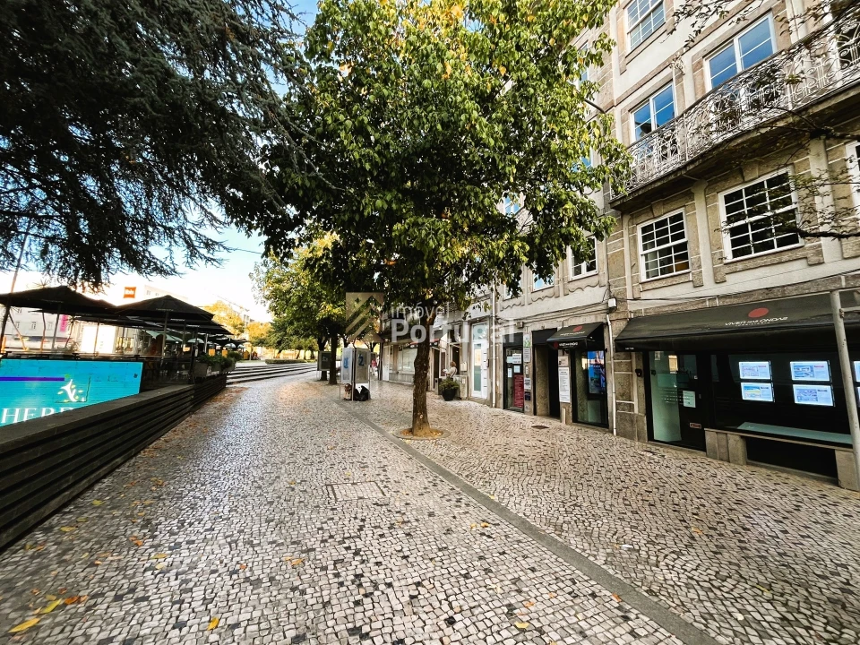 Apartamento T1 para Arrendamento em Braga (São José de São Lázaro e São João do Souto) Foto 19