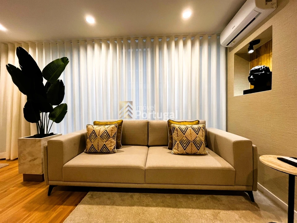 Apartamento T1 para Arrendamento em Braga (São José de São Lázaro e São João do Souto) Foto 4