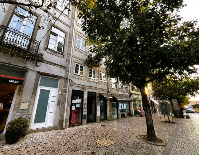 Apartamento T1 para Arrendamento em Braga (São José de São Lázaro e São João do Souto) Foto 18