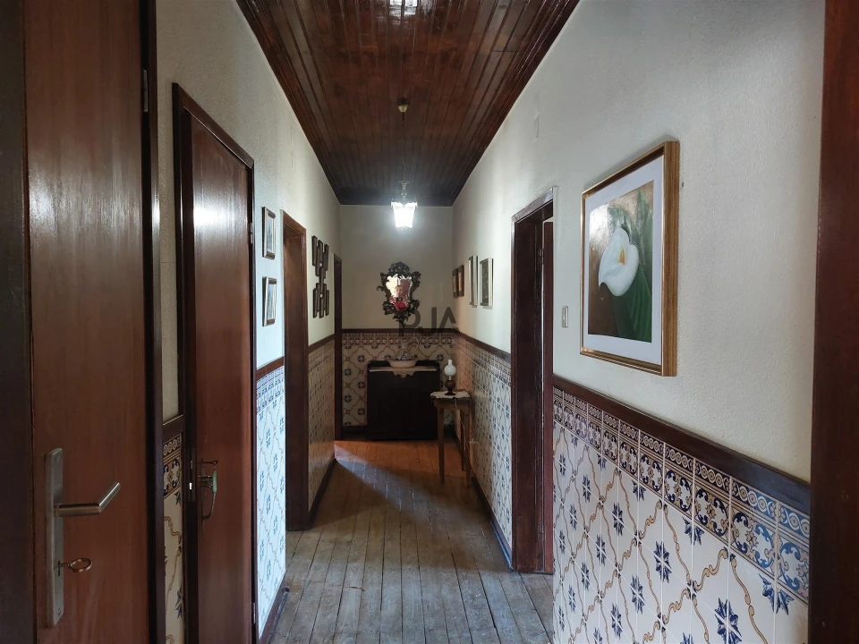 Moradia T4 para Venda em Infias Foto 25