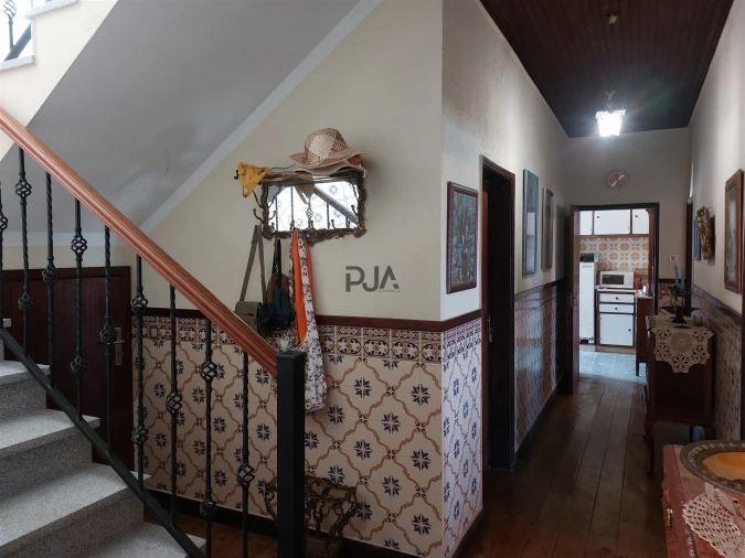 Moradia T4 para Venda em Infias Foto 14