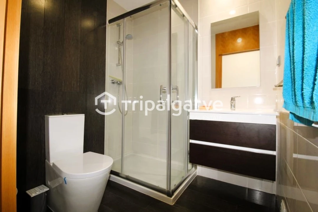 Apartamento T3 para Venda em Guia Foto 15