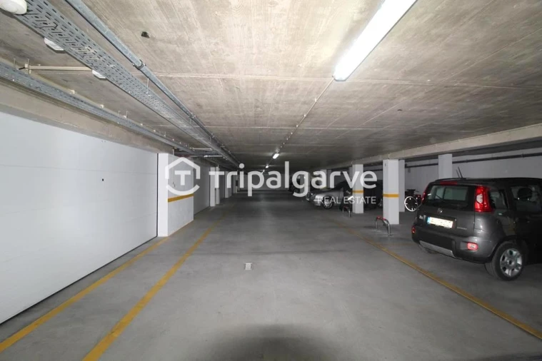 Apartamento T3 para Venda em Guia Foto 42