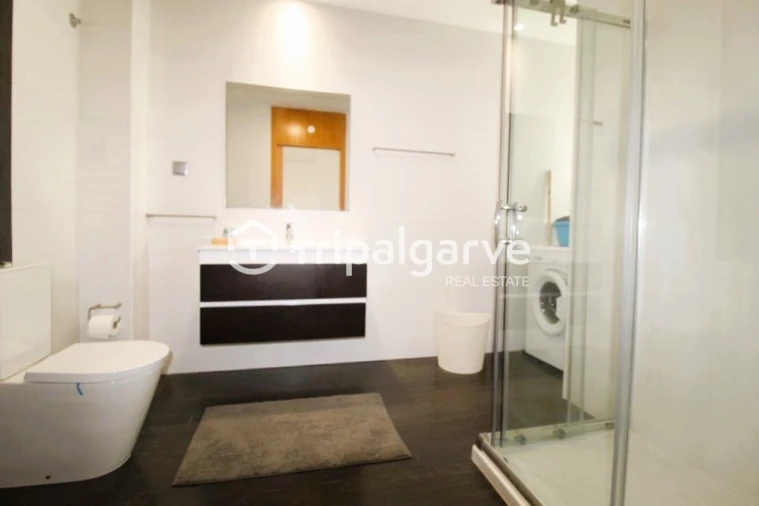 Apartamento T3 para Venda em Guia Foto 9