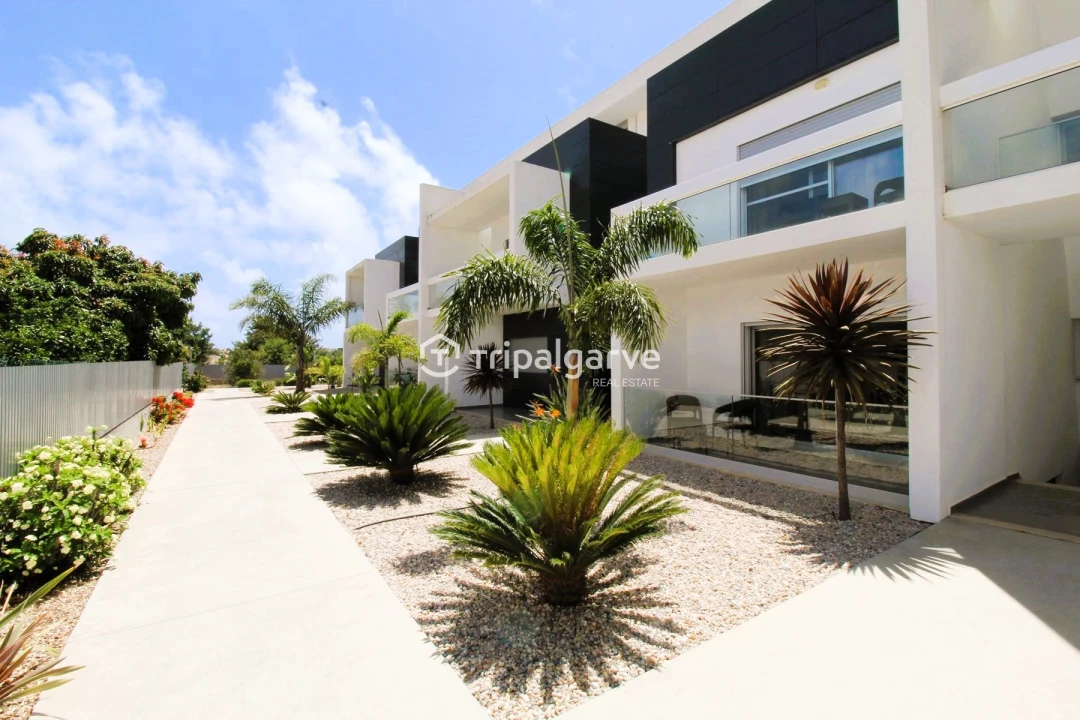 Apartamento T3 para Venda em Guia Foto 2