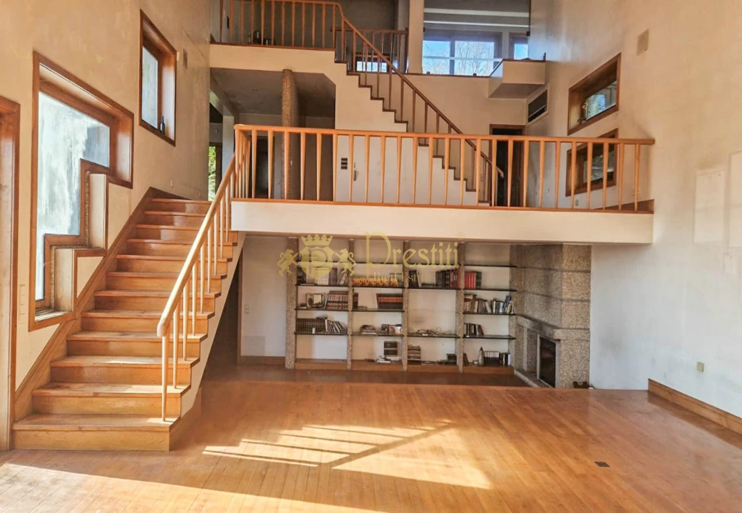 Moradia T4 para Venda em Azurem Foto 6