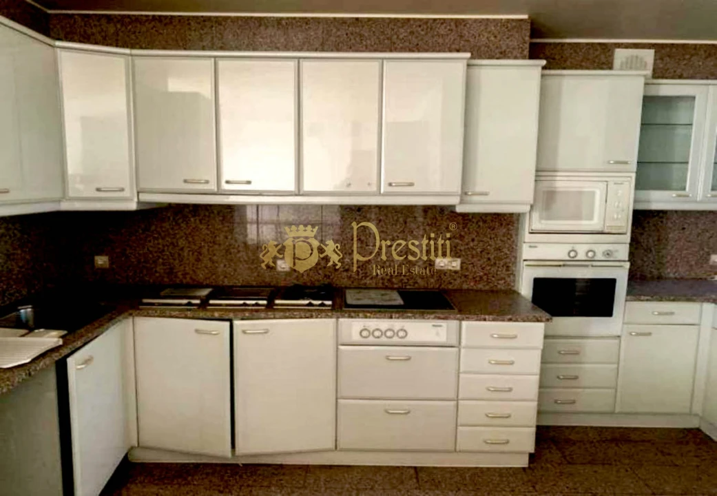 Moradia T4 para Venda em Azurem Foto 27