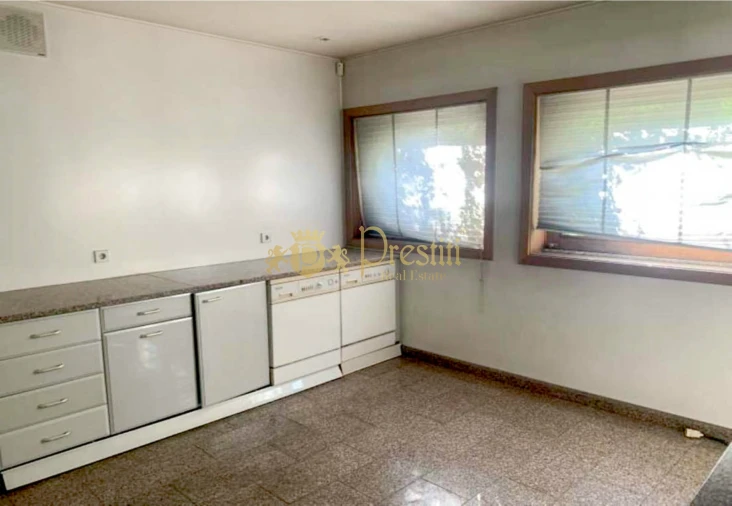 Moradia T4 para Venda em Azurem Foto 28