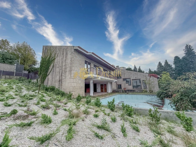 Moradia T4 para Venda em Azurem Foto 1