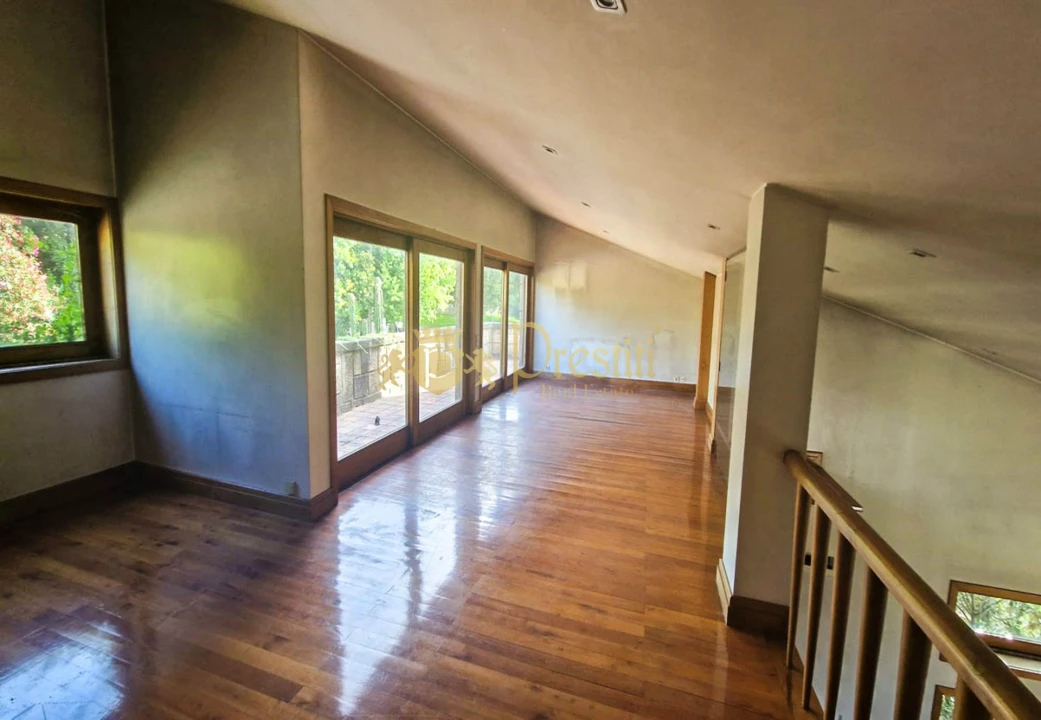 Moradia T4 para Venda em Azurem Foto 10