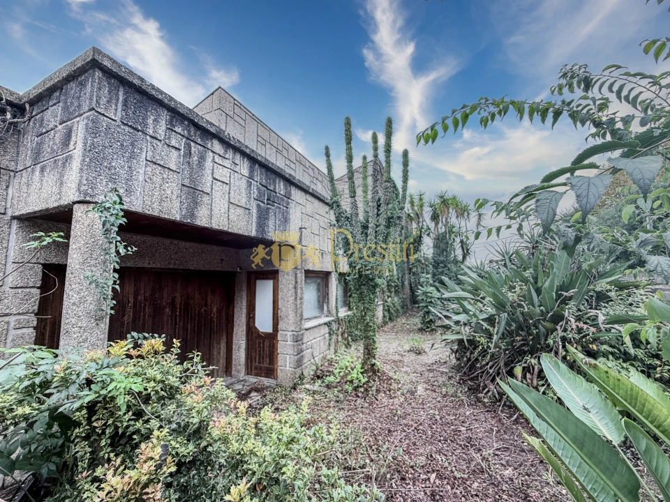 Moradia T4 para Venda em Azurem Foto 30