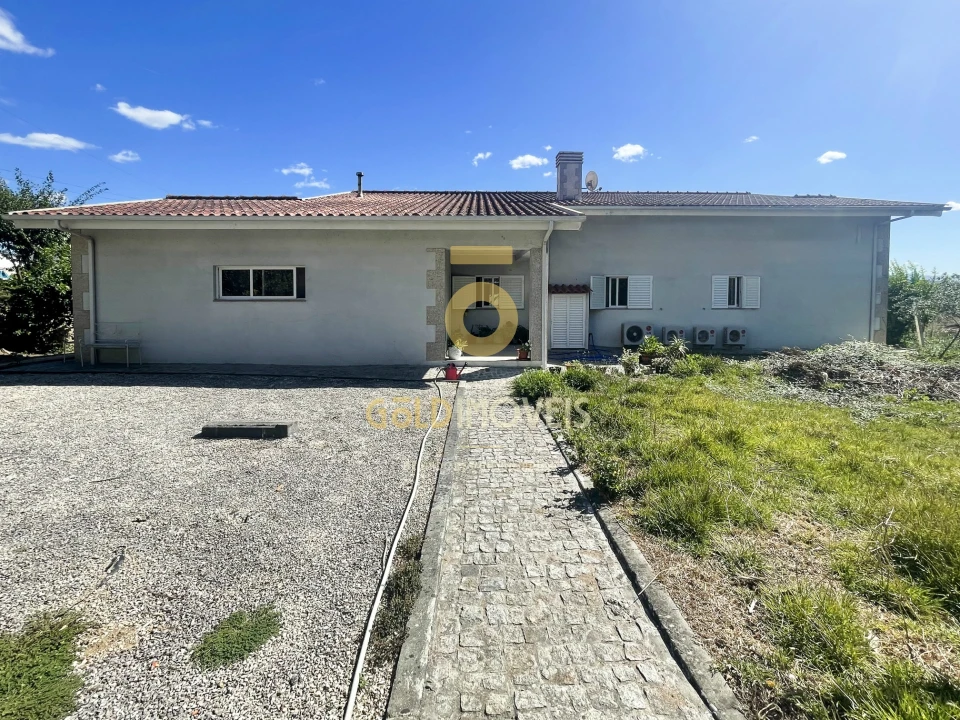 Moradia T3 para Venda em Sobrado e Bairros Foto 7