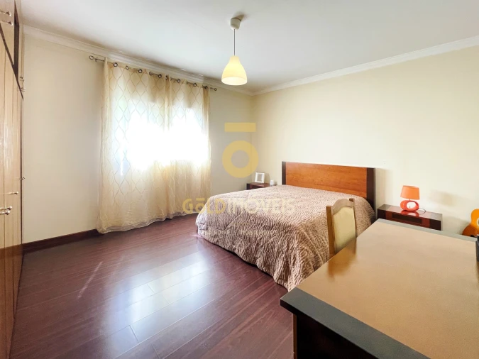 Moradia T3 para Venda em Sobrado e Bairros Foto 13