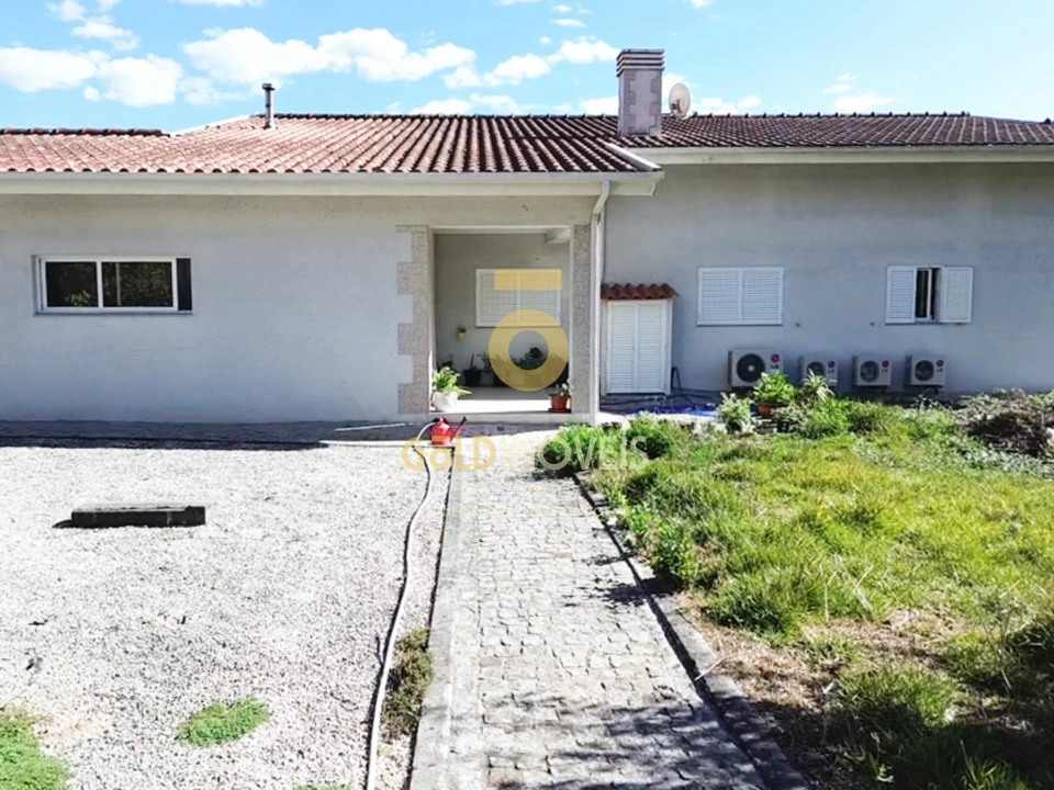 Moradia T3 para Venda em Sobrado e Bairros Foto 5