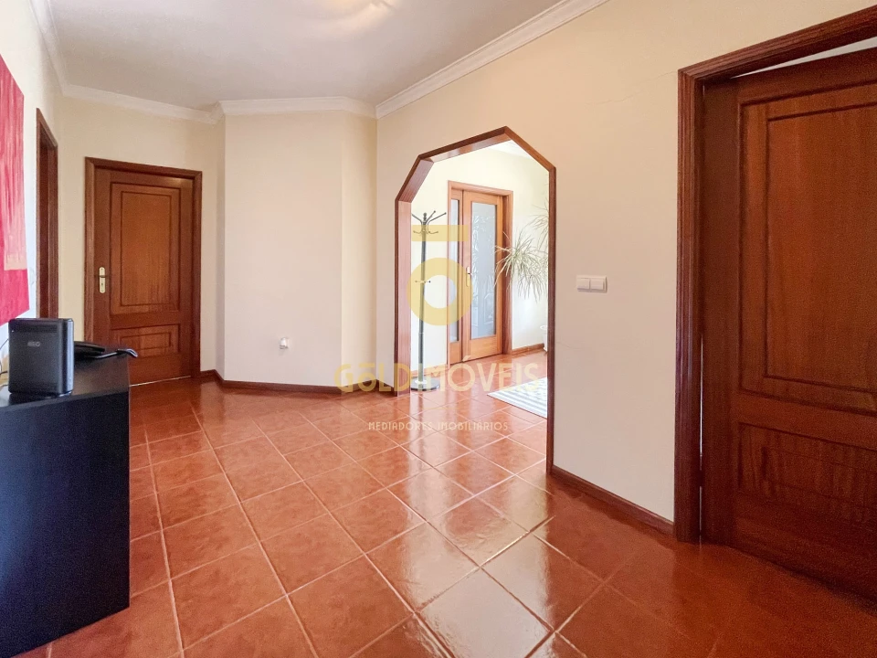 Moradia T3 para Venda em Sobrado e Bairros Foto 17