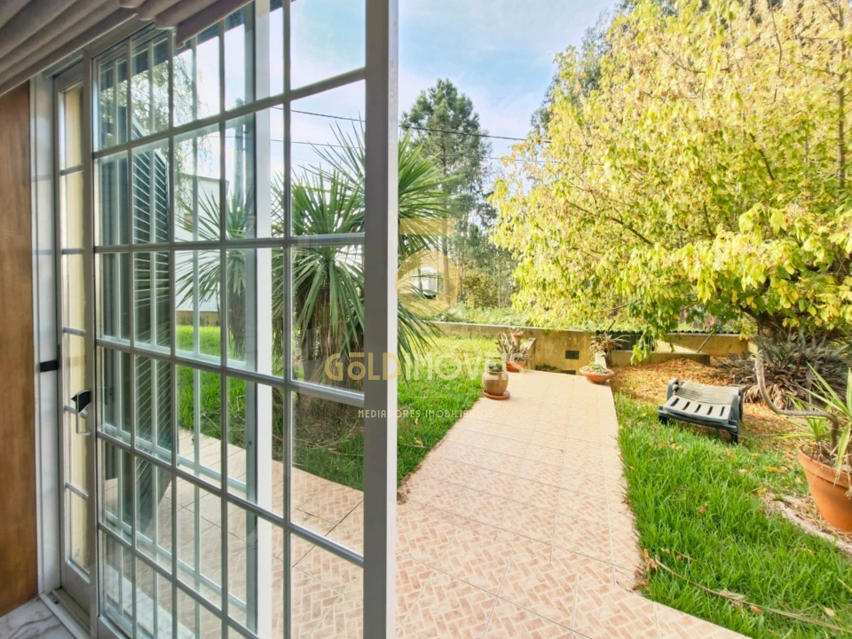 Moradia T3 para Venda em Macieira de Sarnes Foto 8