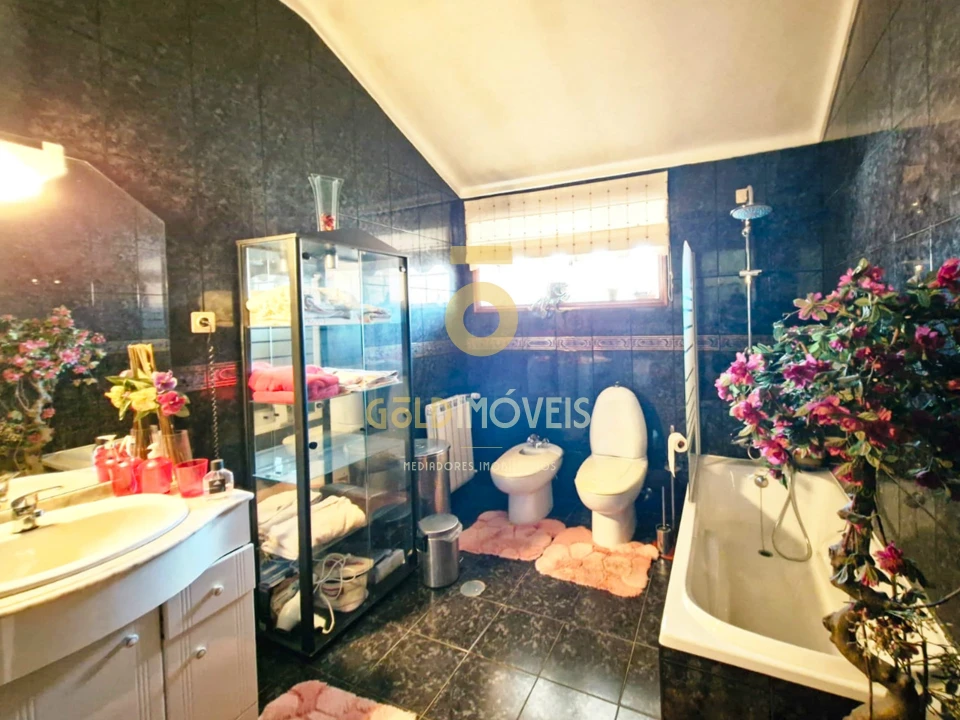 Moradia T3 para Venda em Macieira de Sarnes Foto 9