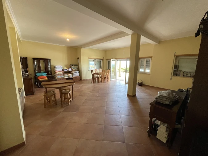 Moradia T4 para Venda em Seia, São Romão e Lapa dos Dinheiros Foto 20