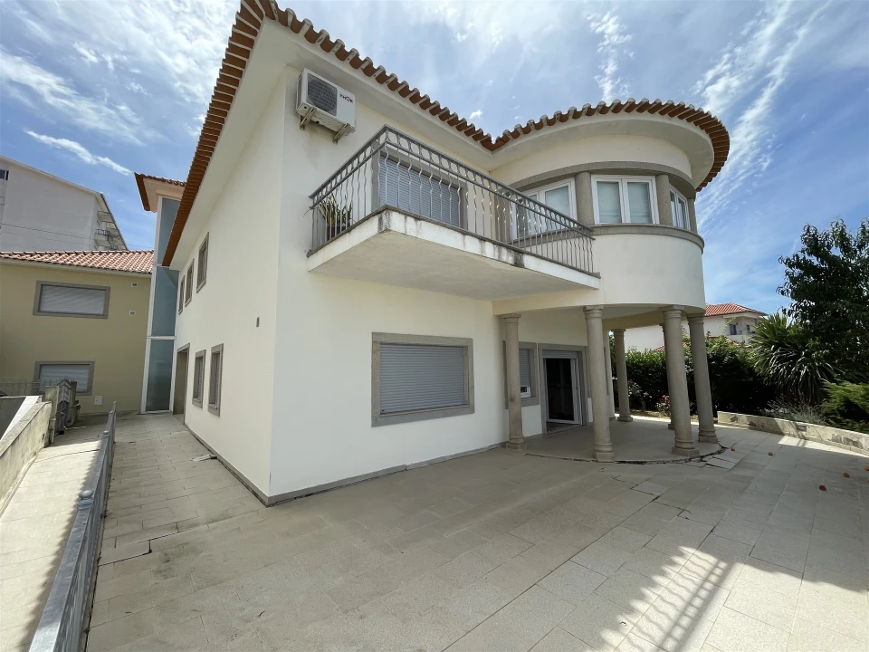 Moradia T4 para Venda em Seia, São Romão e Lapa dos Dinheiros Foto 21