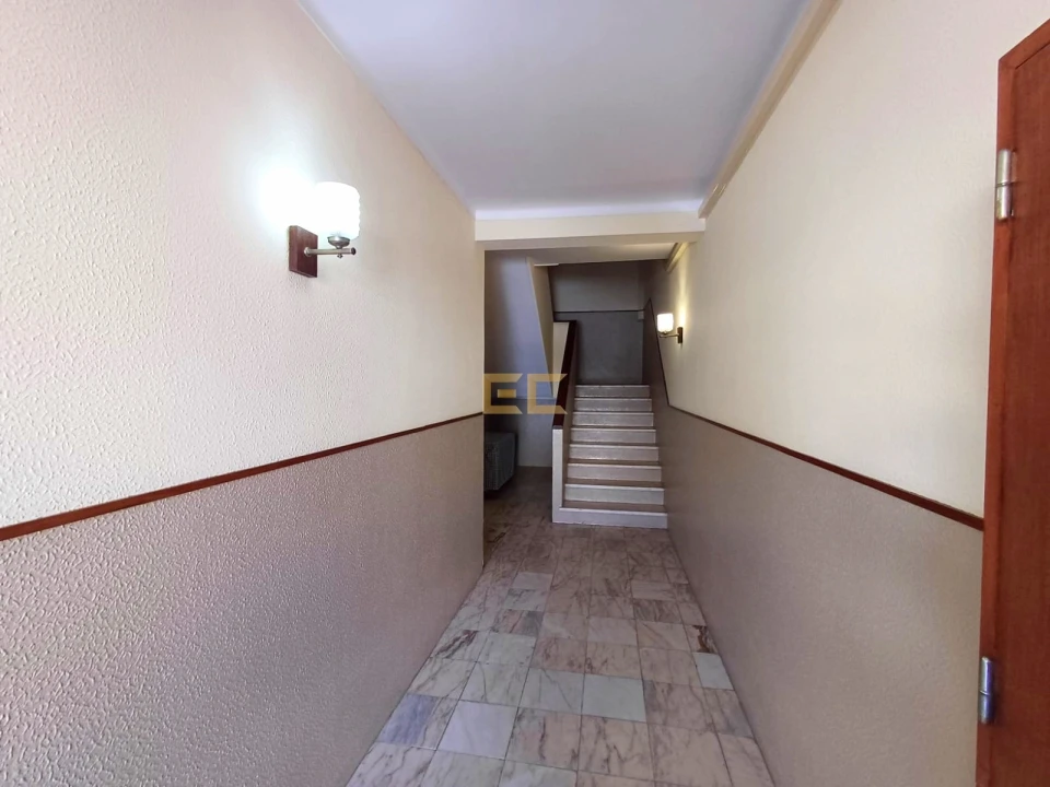 Apartamento T3 para Venda em Buarcos Foto 2