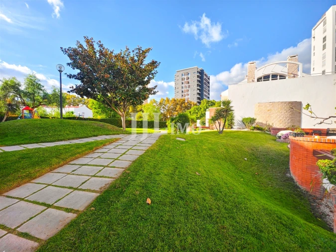 Moradia T4 para Venda em Parque das Nações Foto 47