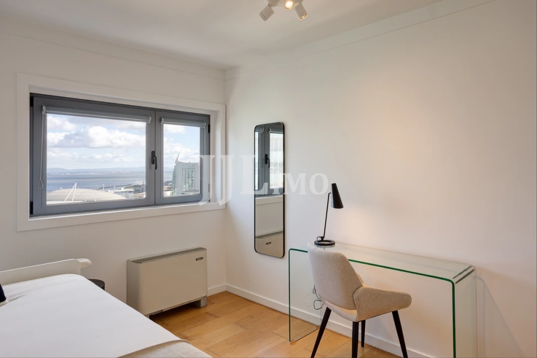 Apartamento T3 para Venda em Parque das Nações Foto 20
