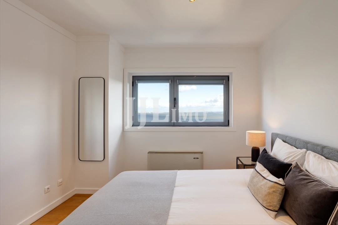 Apartamento T3 para Venda em Parque das Nações Foto 13