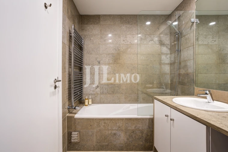 Apartamento T3 para Venda em Parque das Nações Foto 39
