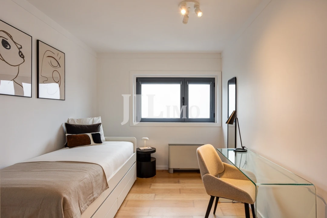 Apartamento T3 para Venda em Parque das Nações Foto 32