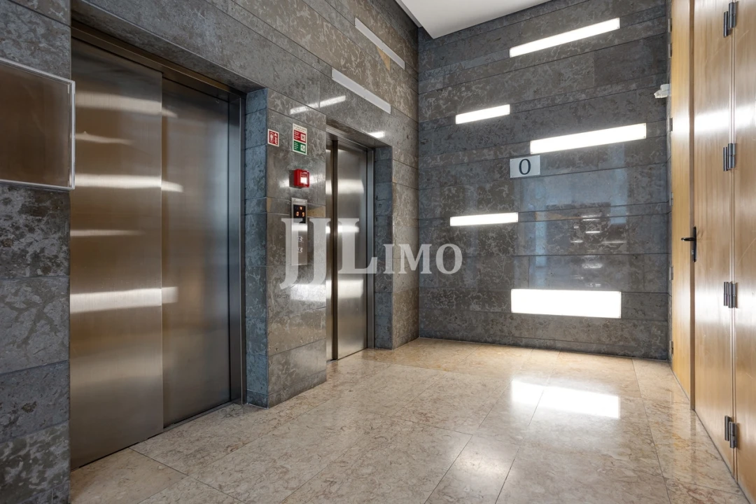 Apartamento T3 para Venda em Parque das Nações Foto 41