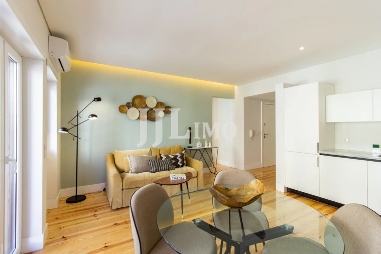 Apartamento T1 para Venda em Arroios Foto 7